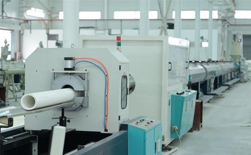 Освен PVC-U и PVC-C тръбите, какви други класификации съществуват за PVC тръбите?