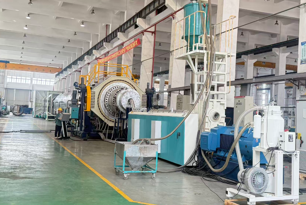 Ключови моменти за стартиращо оборудване и технология за производство на PE тръби с големи диаметри над 2000 mm