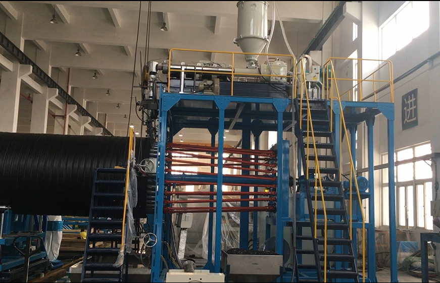 Производство на HDPE тръби с голям диаметър